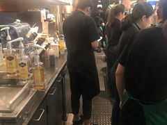 -星巴克(浦东机场T2到达店)