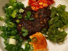 -野山舂·贵州现舂酸汤牛肉(民生路店)