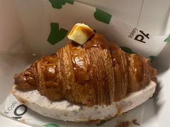 大块芋儿奶冻可颂-PAOPAO Bakery&Café(港汇店)