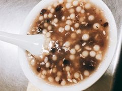 -芳婆糕团店(王府大街店)