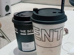 红茶太妃拿铁-科学家咖啡(恒隆广场店)