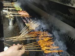 -舌尖上的石棉何雨露烧烤