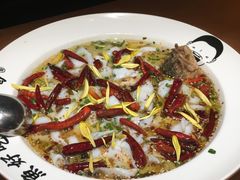 -江渔儿酸菜鱼(映月湖环宇城店)