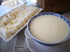 -周大娘牛乳(旧寨古村总店)
