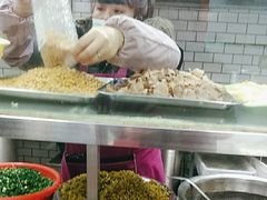 -覃肥叔桂林米粉(粮道街店)