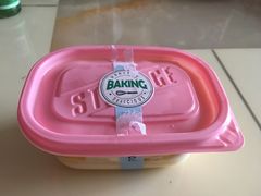 -蜜蜂小象·榴莲千层蛋糕(时代汇11栋店)