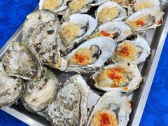 -蚝哥花姐湛江烤生蚝(美丽湾市场店)