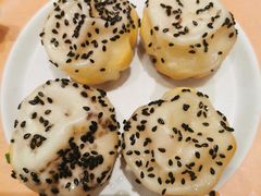 芝麻虾仁猪肉煎包-陈家生煎(金融街万达店)