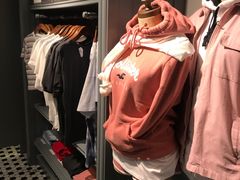 -Hollister(天环广场店)