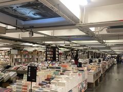 -先锋书店(五台山总店)