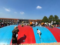 -季高兔窝窝亲子园(上海薰衣草公园店)