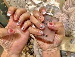 -Touch Nail·品质·美甲美睫