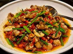 紫苏小炒牛蛙-肆月河豚·淮扬菜·湘菜(华天店)