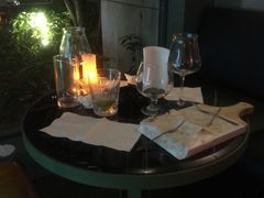 -TASTE ROOM Bar