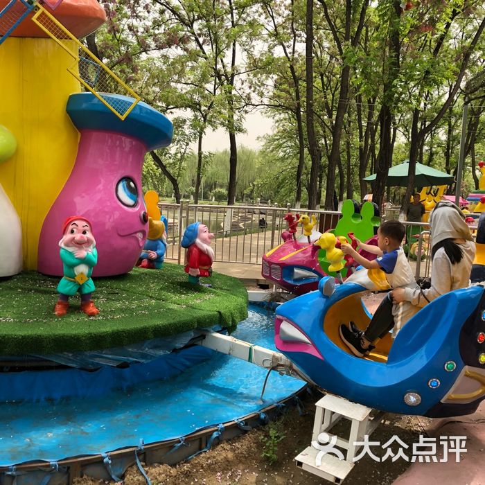 青龙湖二期儿童乐园图片