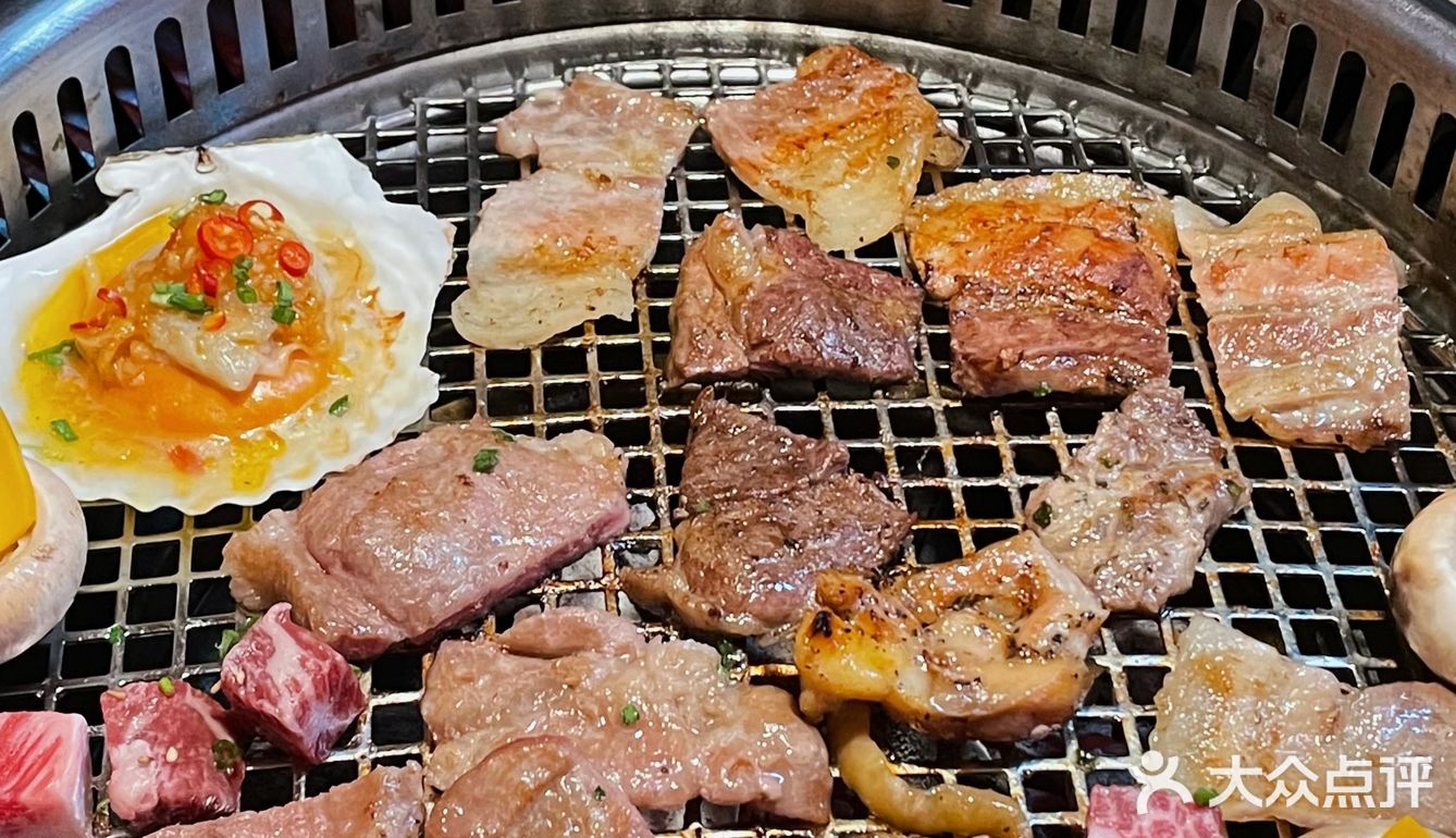 日式酒屋氛围感的烤肉店🥓