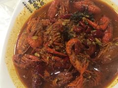 -龙巢盱眙龙虾·牛蛙·烧烤宵夜(八卦岭店)