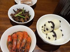 -李犟大爆鳝面·手工蟹黄包(湖滨西湖店)