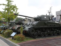 -韩国战争纪念馆