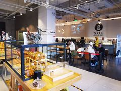 面包甜点陈列柜-熊叔熊婶面包房(团结湖店)