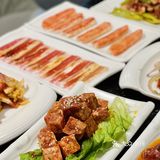 必点的酸菜！我愿称之为世界上最美味的酸菜！非常开胃