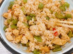 辣子鸡丁盖饭-西部马华清真兰州牛肉面·烧烤夜市(关东店)