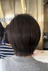 -一東造型烫发染发