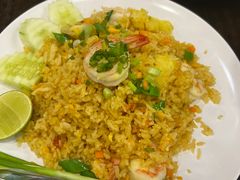 -J Daeng Seafood