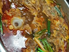 羊蝎子锅-骄傲de小龙虾 · 全羊馆(新北万达店)