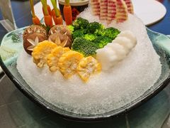 -鼎泰亨·海鲜牛肉餐厅(滨江店)