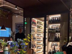 -肆海小川菜酒馆Wine Bistro (青年路店)