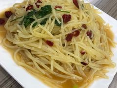 酸辣土豆丝-胜泽眼镜烧烤(云霄路直营店)