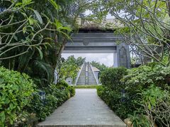 -海南清水湾莱佛士酒店