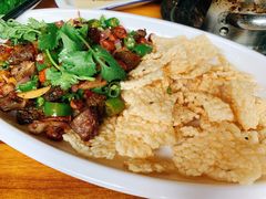 锅巴耗牛肉-小厨子私房菜·云南美食店