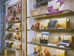 面包甜点陈列柜-GODIVA(国际金融中心店)