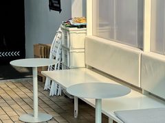 -UNI UNI(环亚凯瑟琳店)