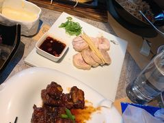 -穹六人间 people 6(岳阳路店)