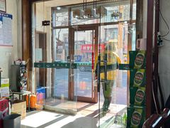 -湖南人家湘菜馆(镇江路店)
