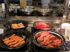 -圣丰索菲特·2 On 988 Café 自助餐厅