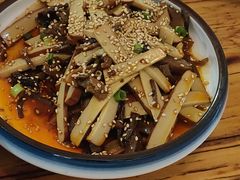 -猫爷的腔调·黔小馆(交大医学住宅区店)