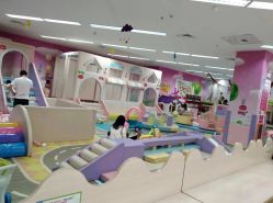 -孩子王童乐园(常德万达店)