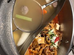 -左庭右院鲜牛肉火锅(环球港店)