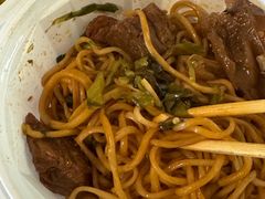-钢阳酸菜红烧牛肉面(季乐路店)