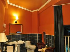 机器猫房&nbsp;卫生间-娜娜度假小旅馆