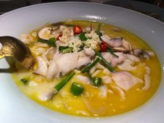 QQ酸汤鱼-蜜桃餐厅·伴山(绿宝广场店)