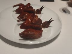 脆皮妙龄鸽-新荣记(新源南路店)