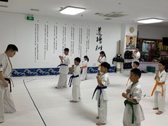 -极真空手道疾风道场(虹口凉城店)