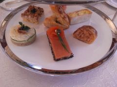 红丝绒下午茶-Salon de Ville浦江汇(上海外滩华尔道夫酒店店)