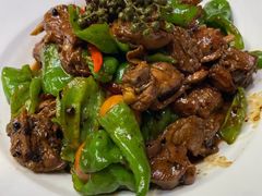 鲜藤椒炒鸡-悦海·家宴·冰花皮皮虾大锅贴(宝龙店)