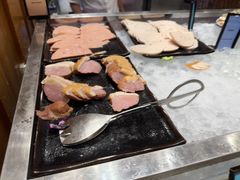 -亚龙湾希尔顿自助餐厅·海鲜·烧烤·沙滩BBQ·现场乐队